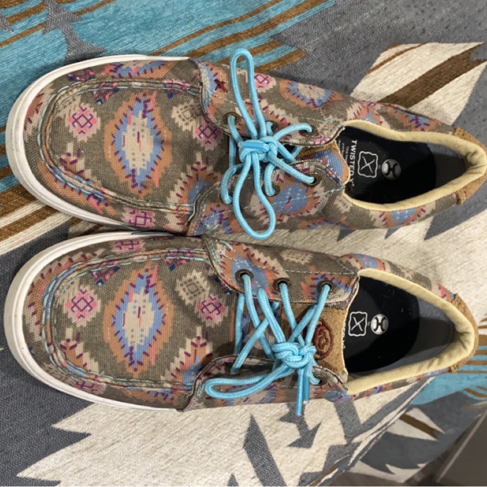 Twisted x shoes